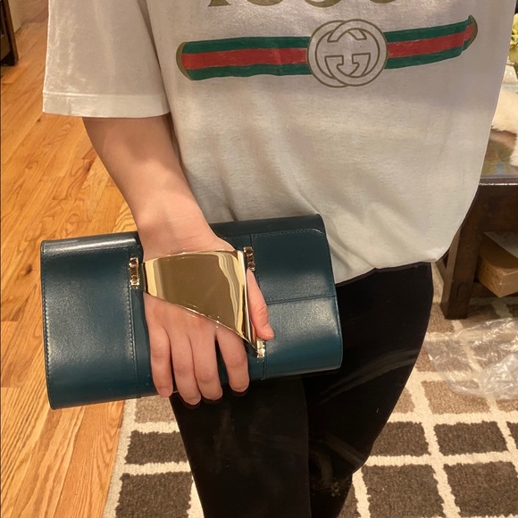 perrin paris Handbags - PERRIN PARIS L'Eiffel leather clutch in Teal $1850